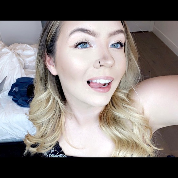 Meet your Posher, Kianna - Picture 2 of 6